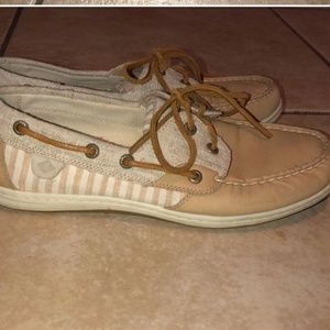 Sperry topsiders size 8.5